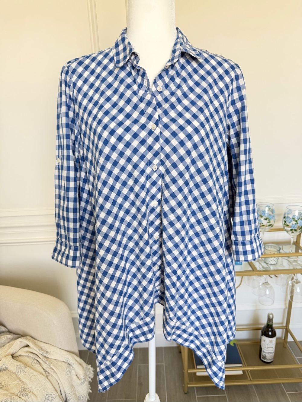 Anne Klein Blue Gingham Shirt Coastal Preppy Hamptons Chic Roll Tab Euro Summer - Picture 2 of 15